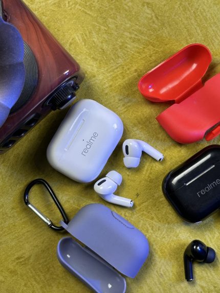 1 Year Warranty Realme Airpods Pro TWS Wireless Earbuds 5.0 Bluetooth Headphone Earphone (white color)